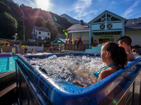 Camping Sites et Paysages - Pyrenevasion  - Camping Hautes-Pyrénées - Image N°2