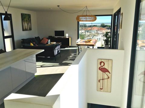 VILLA 8 personnes - CASA PALMA villa avec piscine privée, vue sur étang de La Palme - 4 chambres - grande terrasse bois