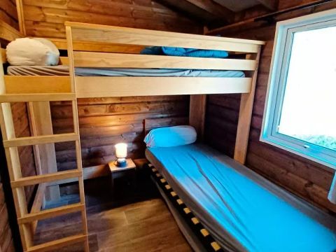 Tente en toile et en bois 5 personnes - Lodge Confort 3 Pièces 5 Personnes + TV