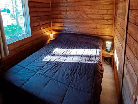Tente en toile et en bois 5 personnes - Lodge Confort 3 Pièces 5 Personnes + TV