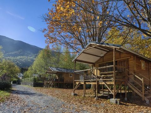 HÉBERGEMENT INSOLITE 5 personnes - CABANE SUR PILOTIS 5 PERS