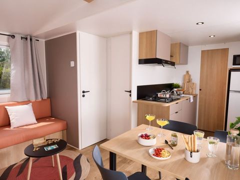 Bungalow 4 personnes - MONTAGNON