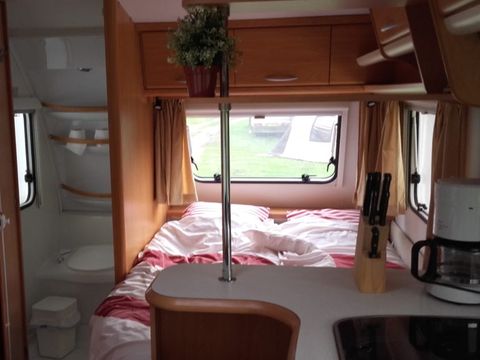 CARAVANE 2 personnes - WC chimique