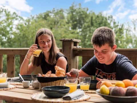 Unique 5 personnes - Cabane en bois sur Pilotis 2 Pièces 5 Personnes
