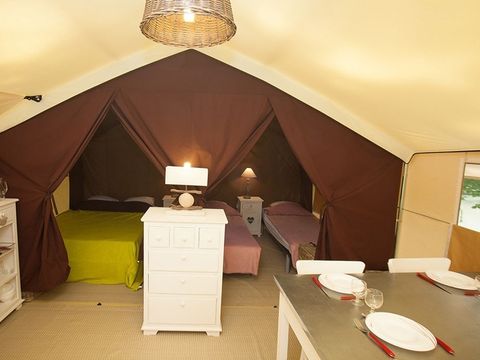 Tente en toile et en bois 5 personnes - Lodge Cotton Nature 3 Pièces 5 Personnes Sans Sanitaire