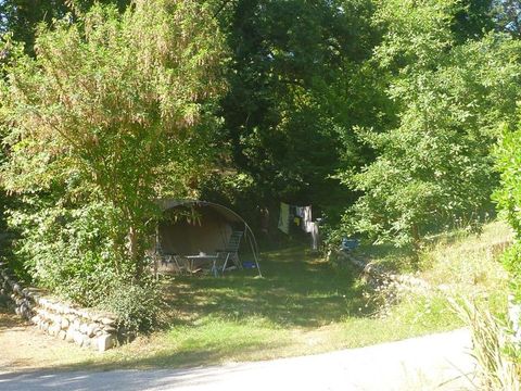 Emplacement - Forfait Nature : Emplacement + voiture + tente/caravane ou camping-car