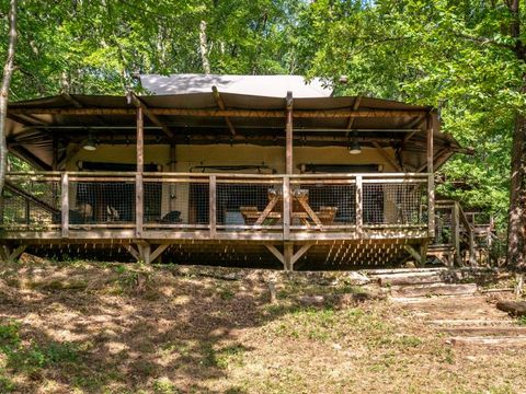 Tente en toile et en bois 6 personnes - Tente SAFARI LODGE OKAVANGO PREMIUM    57 M² / 3 Chambres - Terrasse couverte
