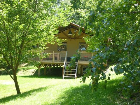 Tente en toile et en bois 5 personnes - Tente SAFARI WOODLODGE 59m² / 2 chambres - terrasse couverte (sanitaires privatifs)