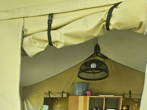 Tente en toile et en bois 5 personnes - Tente SAFARI LODGE NATURE 42m²/ 2 chambres - terrasse couverte (sans sanitaire privatif)