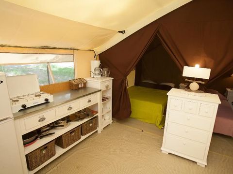Tente en toile et en bois 5 personnes - COTTON LODGE NATURE 25m² / 2 chambres - terrasse couverte (sans sanitaires privatifs)