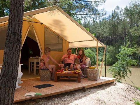 Tente en toile et en bois 5 personnes - COTTON LODGE NATURE 25m² / 2 chambres - terrasse couverte (sans sanitaires privatifs)