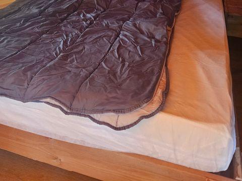 Tente en toile et en bois 5 personnes - COTTON LODGE NATURE 25m² / 2 chambres - terrasse couverte (sans sanitaires privatifs)
