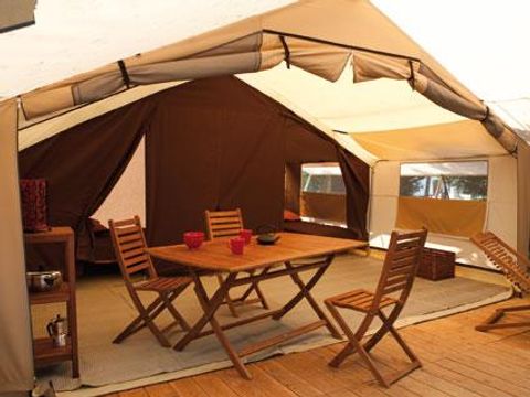 TENTE TOILE ET BOIS 5 personnes - COTTON LODGE NATURE 25m² / 2 chambres - terrasse couverte (sans sanitaires privatifs)
