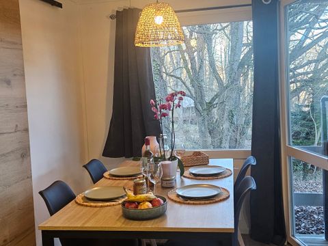 Chalet 5 personnes - Chalet REVE / 2 chambres - Terrasse (adapté pour personnes à mobilité réduite)