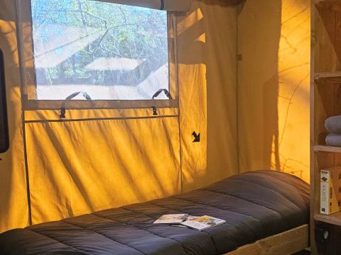Tente en toile et en bois 6 personnes - Wood Lodge XL 4 Pièces 6 Personnes