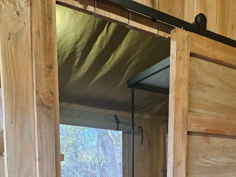 LODGE 6 personnes - Tente LODGE LUXE XL SAFARI SANDERS 3 Chambres - Terrasse couverte 2/6 pers.