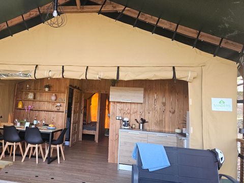 LODGE 6 personnes - Tente LODGE LUXE XL SAFARI SANDERS 3 Chambres - Terrasse couverte 2/6 pers.