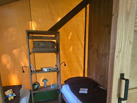 LODGE 4 personnes - Tente SAFARI LODGE NATURE SANDERS  2 chambres - terrasse couverte (pas de salle de bain privée)