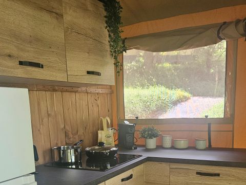 LODGE 4 personnes - Tente SAFARI LODGE NATURE SANDERS  2 chambres - terrasse couverte (pas de salle de bain privée)