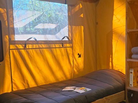 LODGE 4 personnes - Tente SAFARI LODGE NATURE SANDERS  2 chambres - terrasse couverte (pas de salle de bain privée)