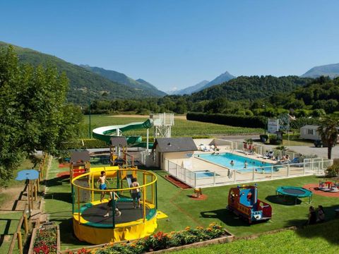 Camping de la Châtaigneraie - Camping Hautes-Pyrénées