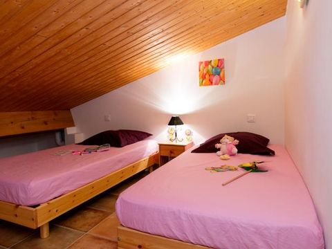 Appartement 4 personnes - 3 pièces - Accueil 45 m² - 2 chambres - Climatisation et TV
