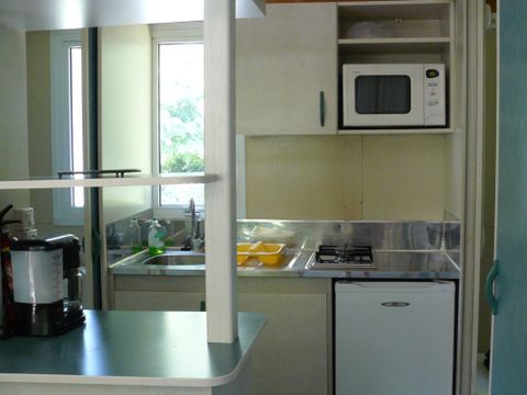 CHALET 4 personnes - H.L.L. Moréa 5 places n°16 et 17