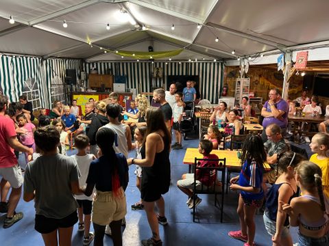 Camping A l'Ombre des Tilleuls - Camping Hautes-Pyrénées - Image N°11