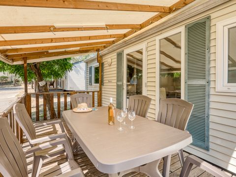 MOBILHOME 8 personnes - LE BAOU