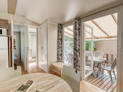 MOBILHOME 8 personnes - LE BAOU