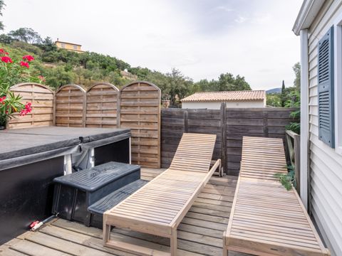 MOBILHOME 8 personnes - Le Baou  SPA - terrasse couverte