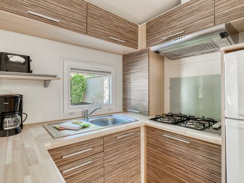 MOBILHOME 8 personnes - Le Baou  SPA - terrasse couverte