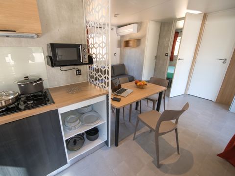 MOBILHOME 8 personnes - 3 chambres - CLIM - LV