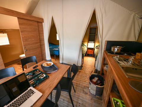 LODGE 4 personnes - 2 chambres