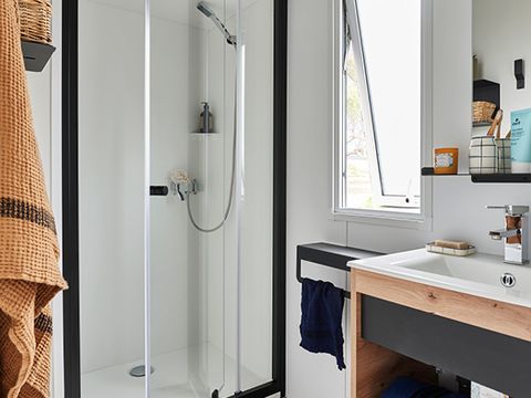 MOBILHOME 6 personnes - Mobil ROMARIN climatisé 3 chambres (31m²)