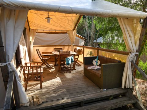 TENTE TOILE ET BOIS 4 personnes - LODGE MAASAI