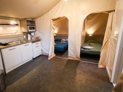 TENTE TOILE ET BOIS 4 personnes - LODGE MAASAI