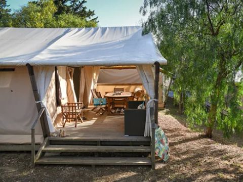 TENTE TOILE ET BOIS 4 personnes - LODGE MAASAI