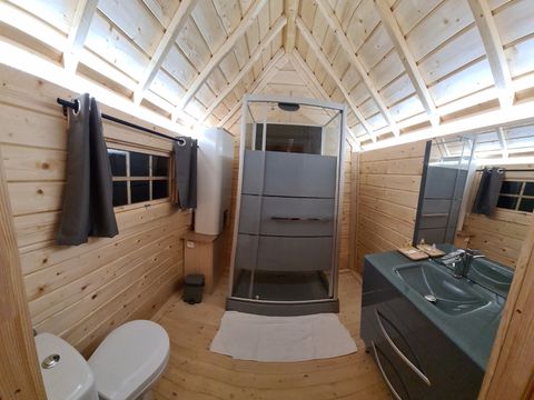 HÉBERGEMENT INSOLITE 2 personnes - Kota, bain Nordique & Sauna + cadeau de bienvenue