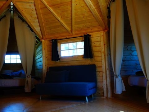 HÉBERGEMENT INSOLITE 2 personnes - Kota, bain Nordique & Sauna + cadeau de bienvenue