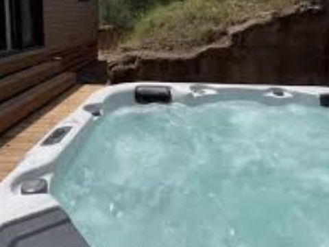 MOBILHOME 6 personnes - Cottage Signature + Jacuzzi