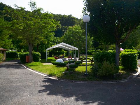 Camping Les Petites Pyrenees - Camping Haute-Garonne