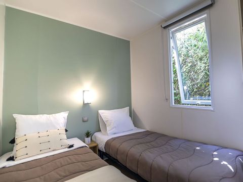 MOBILHOME 6 personnes - COTTAGE 6p 3ch 2SdB ****