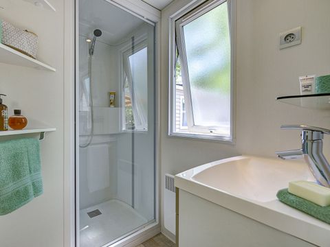 MOBILHOME 5 personnes - COTTAGE 4/5p 2ch clim ***