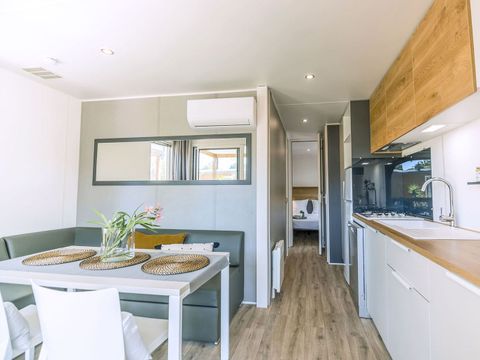 MOBILHOME 4 personnes - COTTAGE ROBINSON 4p 2ch clim ****