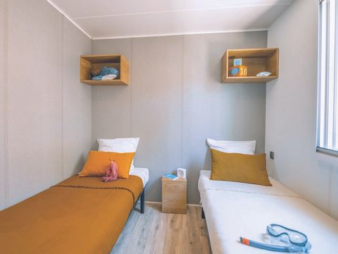 MOBILHOME 4 personnes - COTTAGE ROBINSON 4p 2ch clim ****
