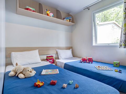 MOBILHOME 5 personnes - COTTAGE 4/5p 2ch clim **