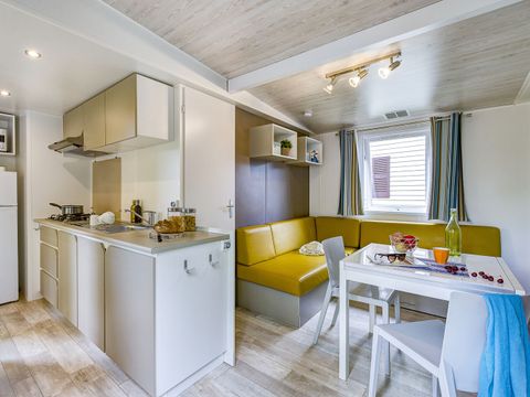 MOBILHOME 7 personnes - COTTAGE 6/7p 3ch clim ***