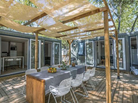 MOBILHOME 10 personnes - COTTAGE FRIENDS 10p 5ch 2SdB ****