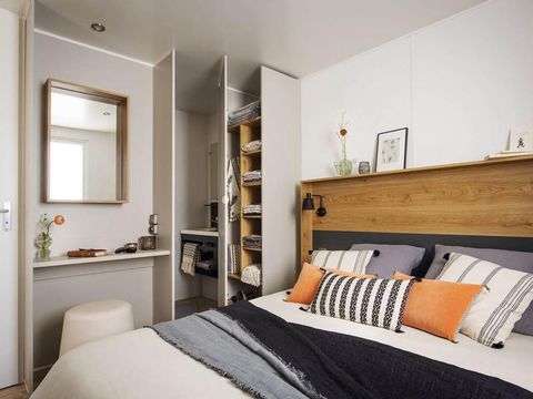MOBILHOME 4 personnes - Mobil home Premium Plus 32m²-2 chambres - 2SDB+TV+Clim+Draps+Serviettes+Lits faits+Ménage final incl 4 pers